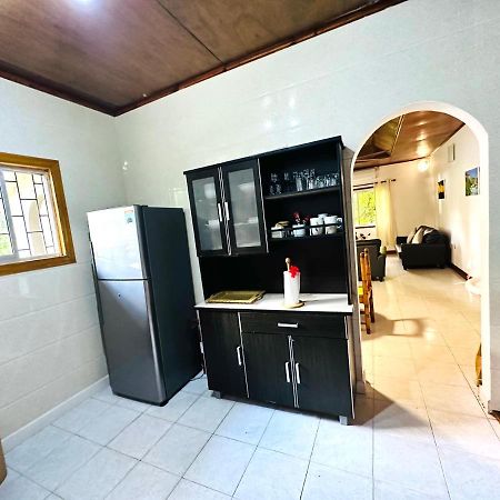 88 Days Self Catering Holidays & Accomodation Baie Lazare  Exteriér fotografie