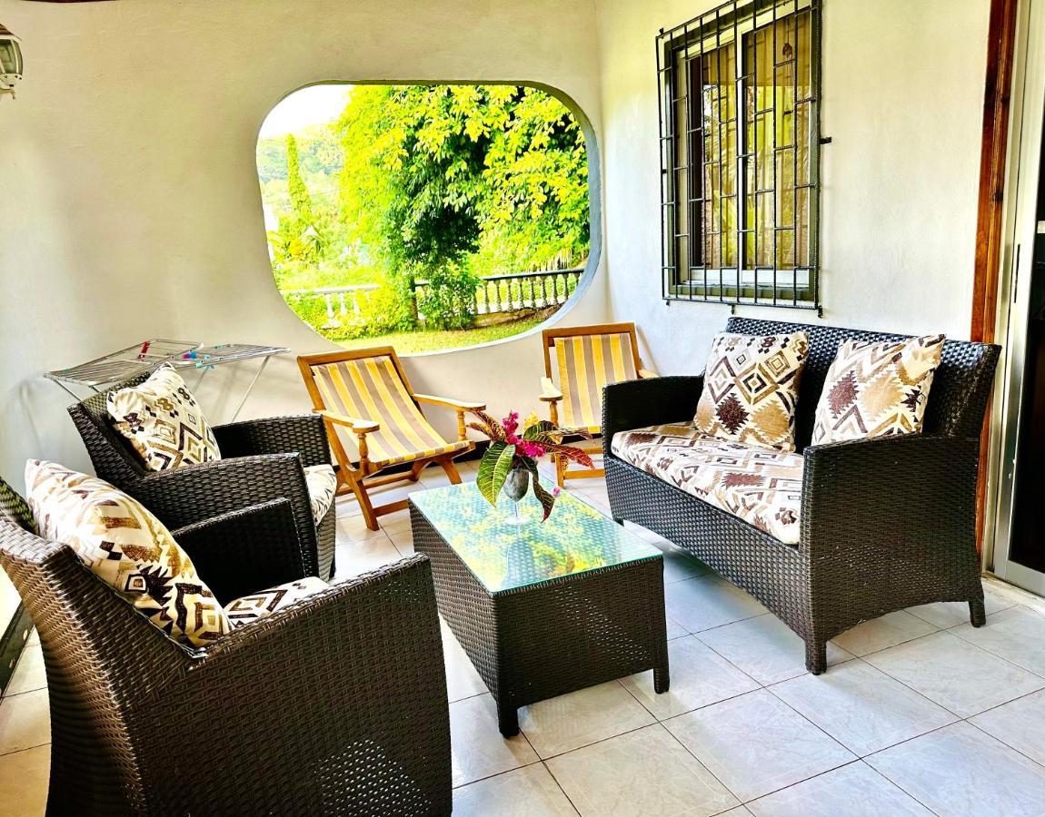 88 Days Self Catering Holidays & Accomodation Baie Lazare  Exteriér fotografie