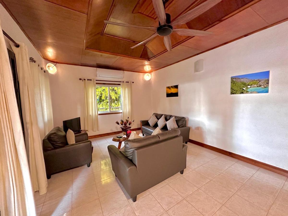 88 Days Self Catering Holidays & Accomodation Baie Lazare  Exteriér fotografie